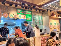 -云阿蛮云南生烫牛肉米线(奉贤路店)