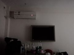 -7天连锁酒店(上海徐家汇龙华路地铁站店)