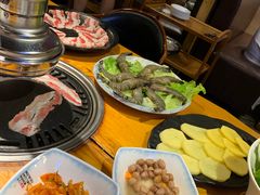 -唯成•韩国炭火烤肉 유성고기