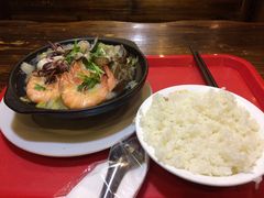 -万和春排骨砂锅米饭(湖北路店)