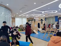 -澳洲袋鼠早教(金辉环球广场店)