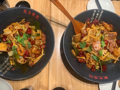 -风光老灶麻辣香锅(大成路翠微百货店)