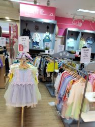 -孩子王(奥克斯广场店)