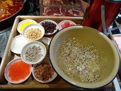 -热火朝天鲜切牛肉火锅(南强街巷店)