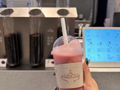 -喜茶(北京华贸购物中心店)