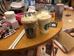 -星巴克臻选(嘉兴海宁银泰城店)
