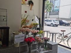 -Eu2+ coffee(上大路店)