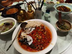 -绿草地·湘菜(酃湖师院店)