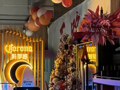 -顽啤熊·酒客酒馆(苏城夜景必选店)