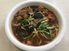六鲜腰花面-一家人面馆(三条巷店)