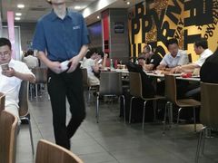 大堂-麦当劳(南京南站站外店)