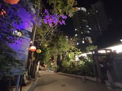 -大树头·森林餐厅(石碁店)
