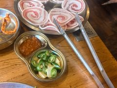 -韩景台烤肉(八大处店)