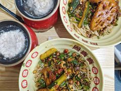 -周真真南昌粉面(实验学校店)