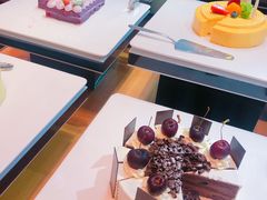 -松山湖凯悦酒店·Café自助餐厅·周末火舞秀表演