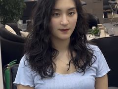 -鸿通城购物中心