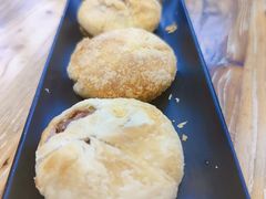 现烤玫瑰鲜花饼-过桥缘·过桥米线(鲁能城店)