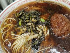 咸蛋黄狮子头面-吴茂兴本帮面(百色路店)