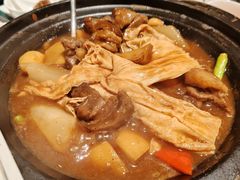 红焖羊肉煲-新兴·金羊座·粤菜点心(乐峰店)