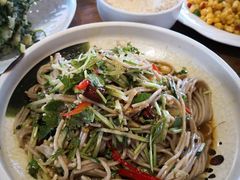 -蒙亨·手把肉·蒙古包文化主题餐厅(天恒广场店)