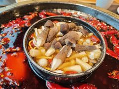 -一斗火锅·招财羊毛肚(北温泉九号店)