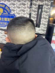 点击看大图 -大人物·男士理发馆
