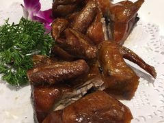 妙龄乳鸽-香山家宴