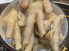 -虾弄弄海派小龙虾·牛羊蝎子火锅