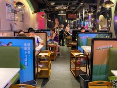 -佰人王串串香火锅(洋珠巷店)