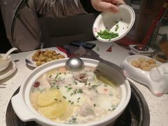 -三人行骨头王火锅(长寿店)