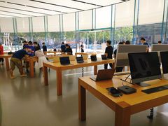 -Apple零售店(新街口店)