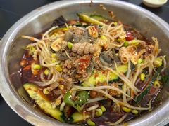-周良天山牛杂城(天山路总店)