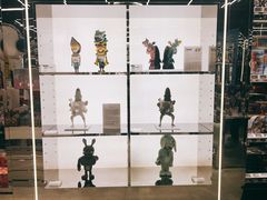 -泡泡玛特POPMART(侨福芳草地店)