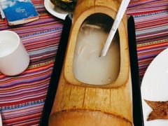 -香巴拉云南餐厅(华莱坞店)