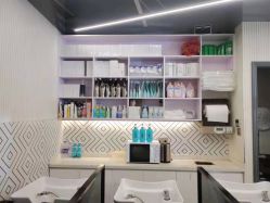 -PE SALON 