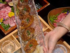 -山川小町·极番烧肉(新地假日广场店)