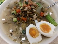 -佰搭果·广式茶餐厅(西华路店)