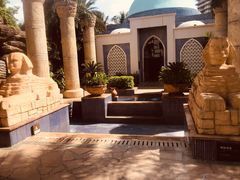 -海口观澜湖火山温泉谷