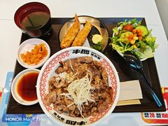 -牛邸·烧肉饭(来福士店)