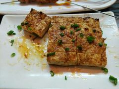 -亮亮烧烤(万松园店)