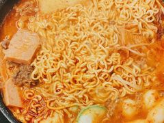 -WOW LUCKY创意韩料(龙阳广场店)