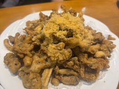 蛋黄焗蟹味菇-晚归月亮湾私家菜(临邑路店)