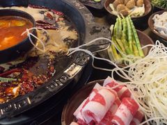 -黄潇洒老火锅(九眼桥宏济巷店)
