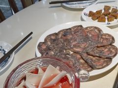 -二荆条·蜀鲜汇城市森林火锅