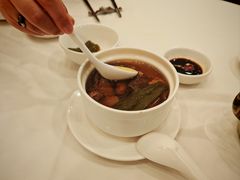 每日炖靓汤-凤凰楼酒家·粤宴点心(华强北店)