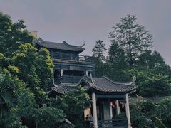 -岭南和园