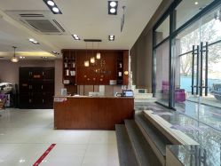 -莎丽轩护肤造型