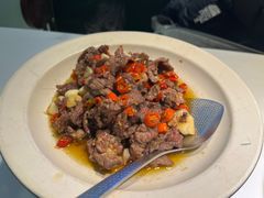 -费大厨辣椒炒肉(高铁吾悦广场店)