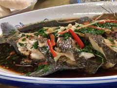 -芦茨金富饭庄·25年老字号·专做稻草鸡
