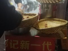 -邓记新一代糖油果子(四川煤管局供销公司职工宿舍店)